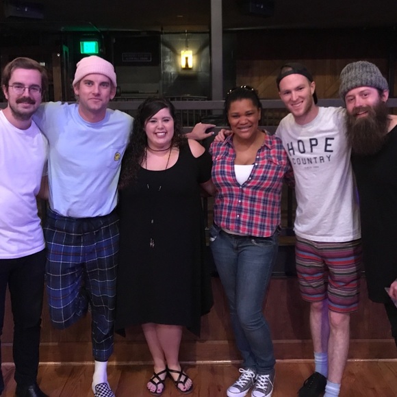 Meet your Posher, Lindsey - Picture 5 of 6